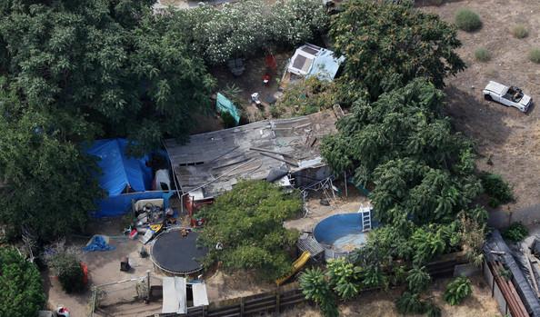 Area behind kidnapper Philip Garrido’s home where missing child Jaycee Dugard was found 18 years after her disappearance. Photo courtesy NY Daily News.