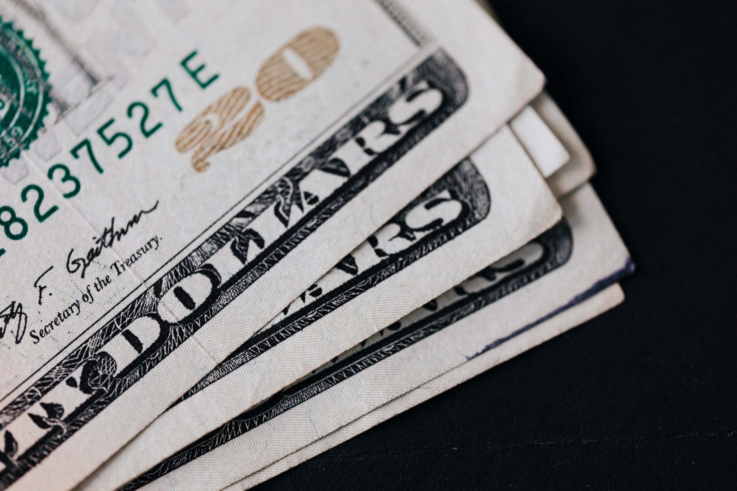 The High Cost of Cutting Corners: Why You Shouldn't Hire a Cheap Private Investigator | Lauth | Private Investigators
